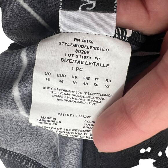 Miraclesuit Women's Sanibel One Piece Black and White Womens Size 16 - Picture 5 of 6